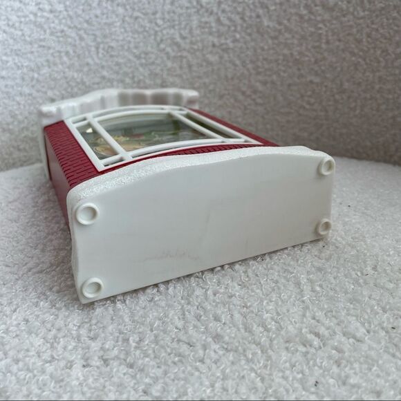 Hallmark Snoopy's Christmas Dance Party Musical Display - Picture 4 of 9